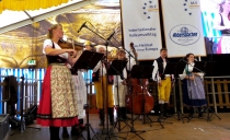 Folklorní soubor Libín-S Prachatice na Mezinárodním dni lidové hudby 